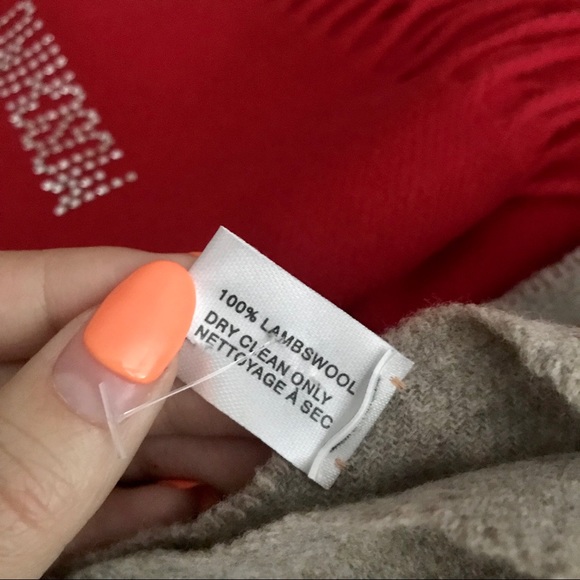 NEW Authentic moschino wool scarf in sandy beige - Picture 2 of 9